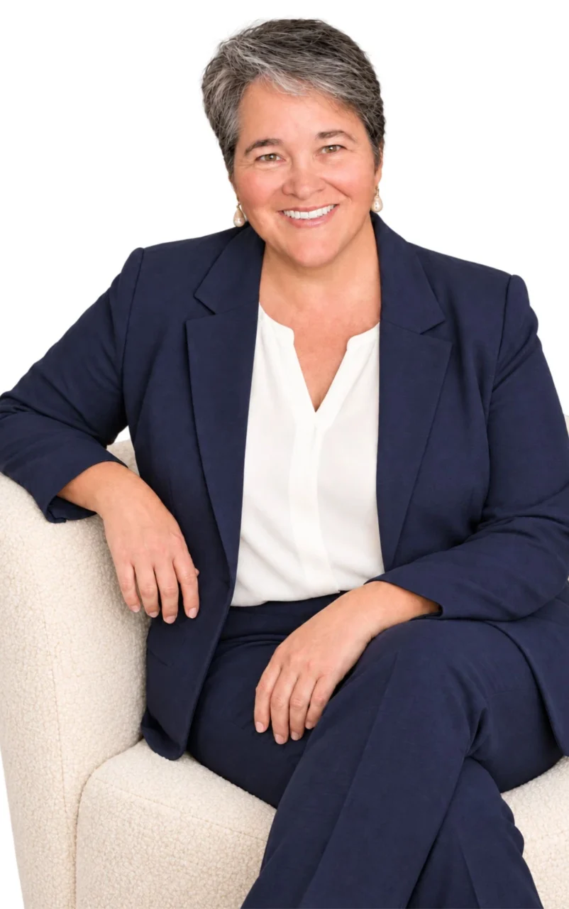 Portrait of author and entrepreneur Vickie Helm